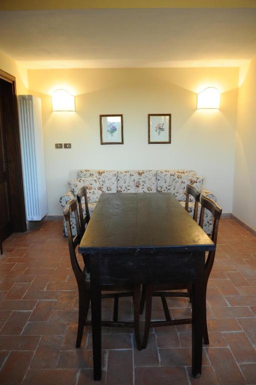 Azienda Agraria Montelujano Губбио Номер фото